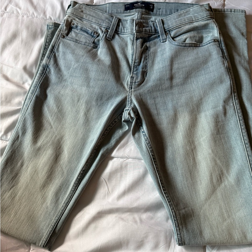 Hollister Men's Faded Blue Slim Jeans